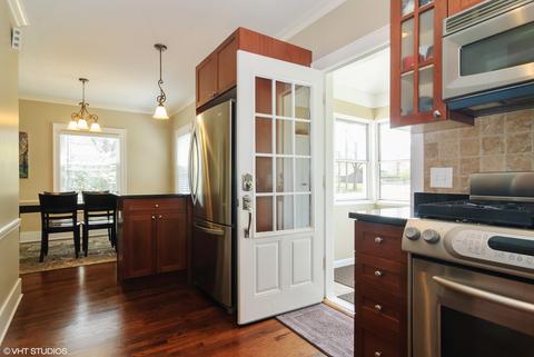 328 E Indiana St, Wheaton, IL 60187 photo 12