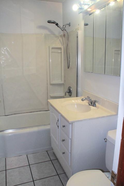 1182 Webster Ln, Des Plaines, IL 60016 photo 10