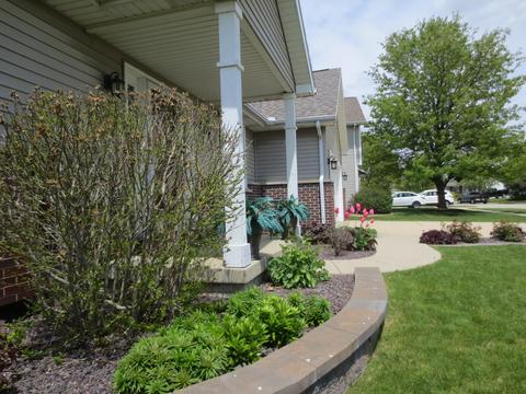 809 Eddy Rd, Bloomington, IL 61704 photo 4