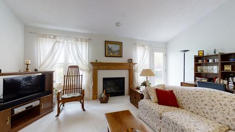 565 Beechwood Ct, Normal, IL 61761 photo 4