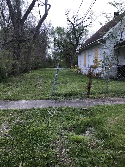1648 E Locust St, Kankakee, IL 60901 photo 3