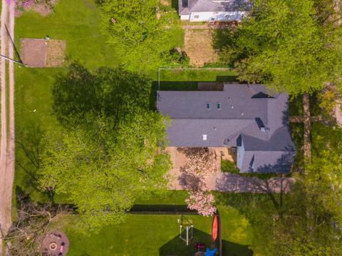 208 W 4th St, Gridley, IL 61744 photo 2