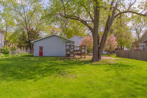 208 W 4th St, Gridley, IL 61744 photo 5