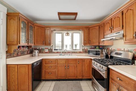504 E Chestnut St, Bloomington, IL 61701 photo 16