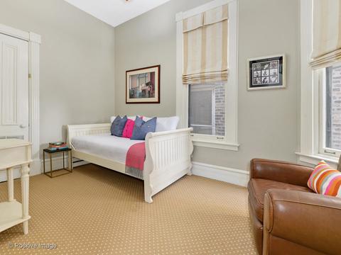 852 W Webster Ave, Chicago, IL 60614 photo 19