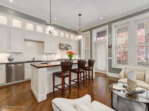 852 W Webster Ave, Chicago, IL 60614 photo 13