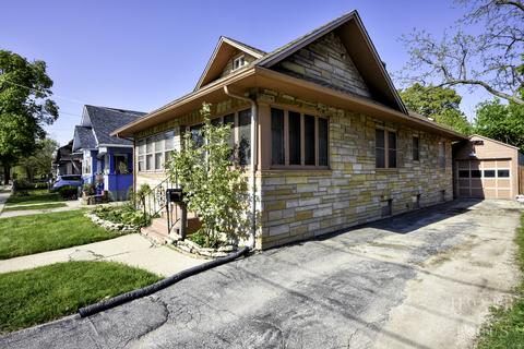 372 S Liberty St, Elgin, IL 60120 photo 2