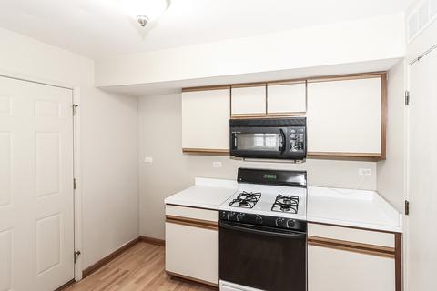 383 Gregory St, Aurora, IL 60504 photo 7