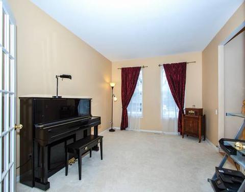 1920 Capri Dr, Aurora, IL 60503 photo 7