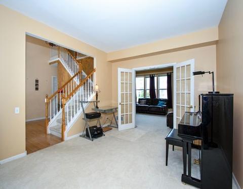 1920 Capri Dr, Aurora, IL 60503 photo 9