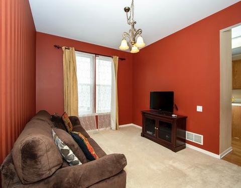 1920 Capri Dr, Aurora, IL 60503 photo 5
