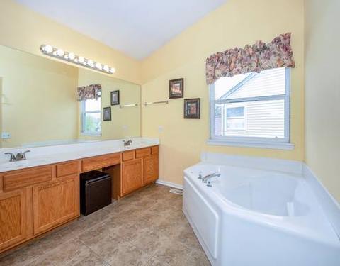1920 Capri Dr, Aurora, IL 60503 photo 17