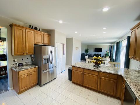 1631 Manhattan St, Bolingbrook, IL 60490 photo 12