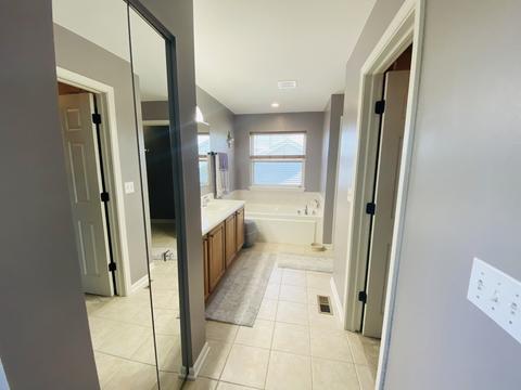 1631 Manhattan St, Bolingbrook, IL 60490 photo 32