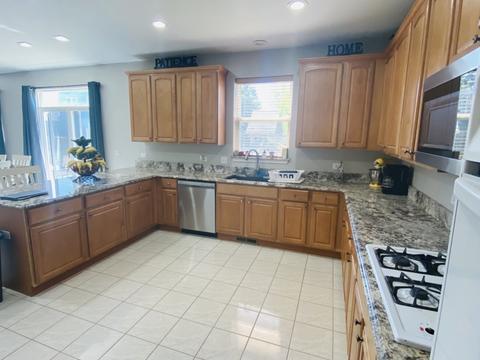 1631 Manhattan St, Bolingbrook, IL 60490 photo 13