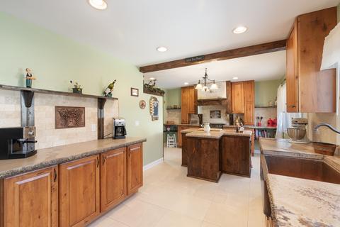 623 Gaslight Dr, Algonquin, IL 60102 photo 3