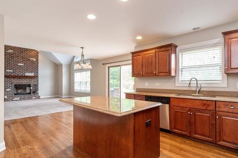 26509 Silverleaf Dr, Plainfield, IL 60585 photo 9