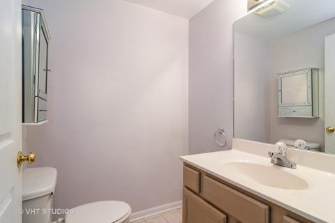 700 Mill Cir #103, Wheeling, IL 60090 photo 10