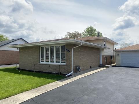 7831 W 80th St, Bridgeview, IL 60455 photo 2