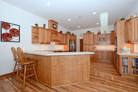 6217 Whiteoak Dr, Mchenry, IL 60050 photo 9
