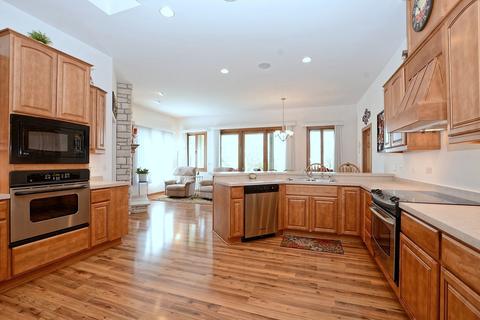 6217 Whiteoak Dr, Mchenry, IL 60050 photo 10