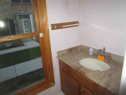 1844 Sessions Walk, Hoffman Estates, IL 60169 photo 8