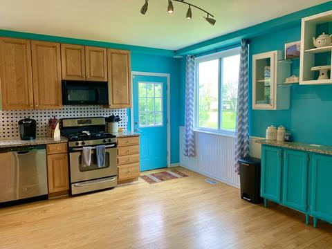 3312 Chestnut Dr, Mchenry, IL 60050 photo 3