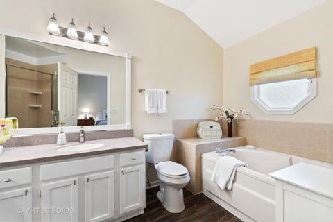 1260 Cobblers Crossing Ct, Elgin, IL 60120 photo 22