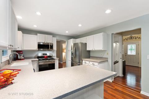1260 Cobblers Crossing Ct, Elgin, IL 60120 photo 10