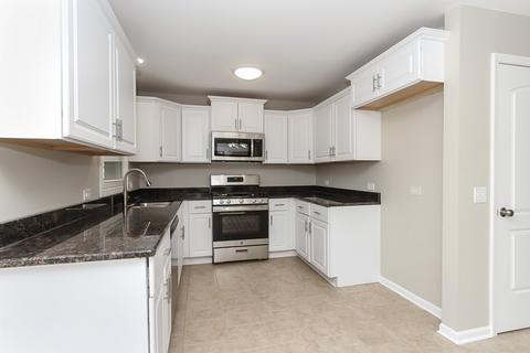 568 S 5th St, West Dundee, IL 60118 photo 9