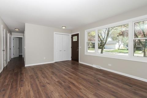 568 S 5th St, West Dundee, IL 60118 photo 7