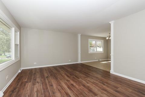 568 S 5th St, West Dundee, IL 60118 photo 5