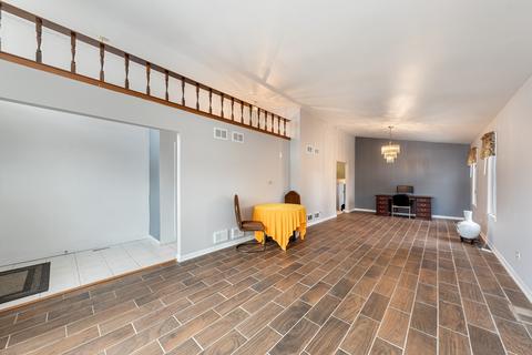 8558 Plainfield Rd, Lyons, IL 60534 photo 4