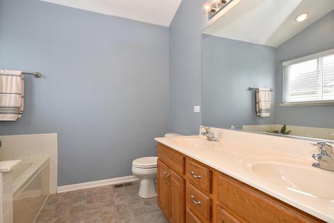 2802 Lundquist Dr, Aurora, IL 60503 photo 15