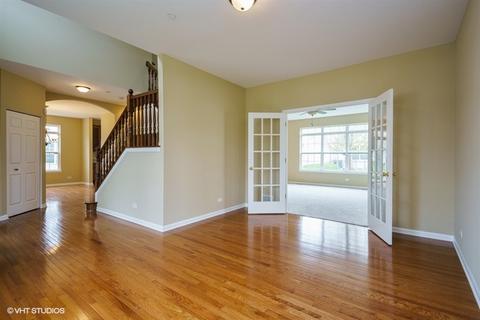 2089 Cabrillo Ln, Hoffman Estates, IL 60192 photo 4