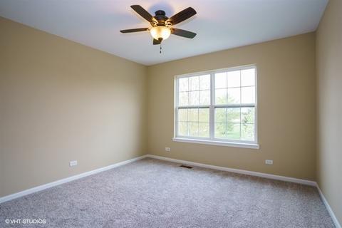 2089 Cabrillo Ln, Hoffman Estates, IL 60192 photo 13