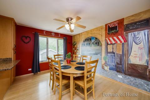 590 Alice Pl, Elgin, IL 60123 photo 6