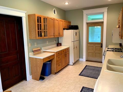 304 E Douglas St, Carlock, IL 61725 photo 4