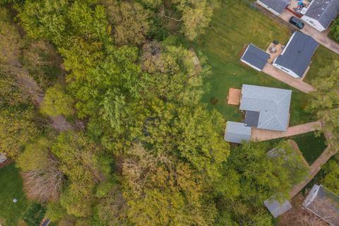 17 Norwood Dr, Normal, IL 61761 photo 3