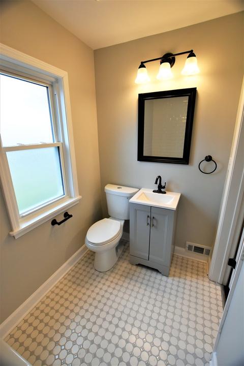 4415 Joliet Ave, Lyons, IL 60534 photo 8