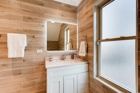 816 E 90th Pl, Chicago, IL 60619 photo 14