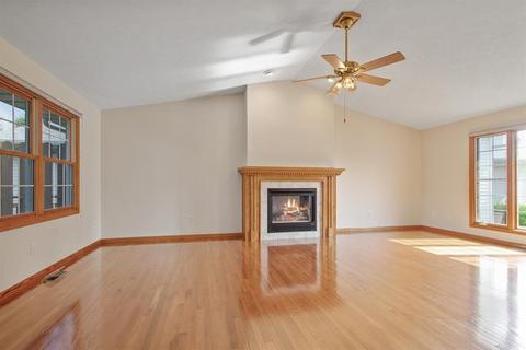 1721 Sunrise Pt, Normal, IL 61761 photo 9