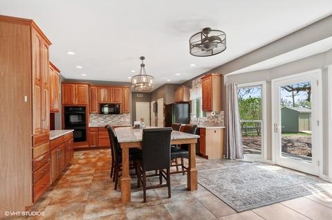 2601 Spring Leaf Dr, Spring Grove, IL 60081 photo 8