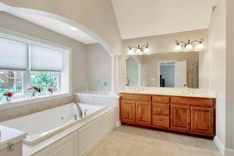 13246 Skyline Dr, Plainfield, IL 60585 photo 26
