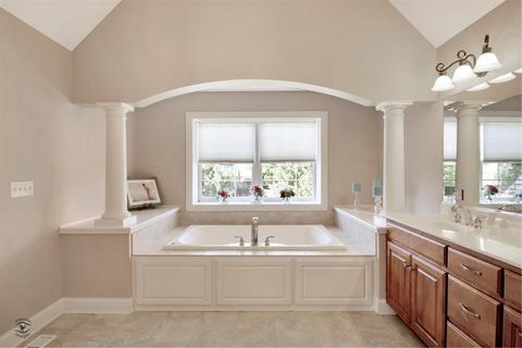 13246 Skyline Dr, Plainfield, IL 60585 photo 25