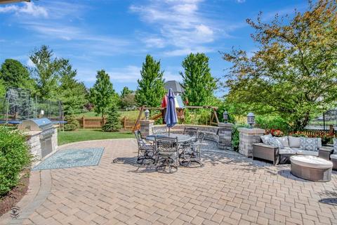 13246 Skyline Dr, Plainfield, IL 60585 photo 4