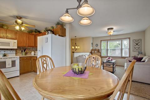 2203 Timber View Dr, Bloomington, IL 61701 photo 7