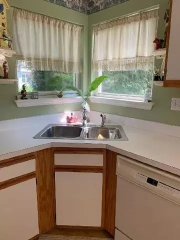 1251 Sycamore St, Elgin, IL 60123 photo 9
