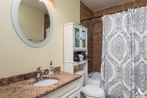 7518 Sholer Ave, Bridgeview, IL 60455 photo 13