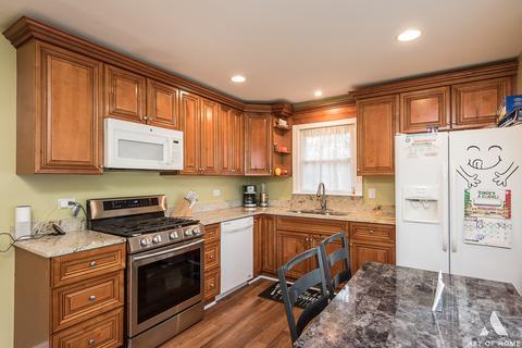 7518 Sholer Ave, Bridgeview, IL 60455 photo 7